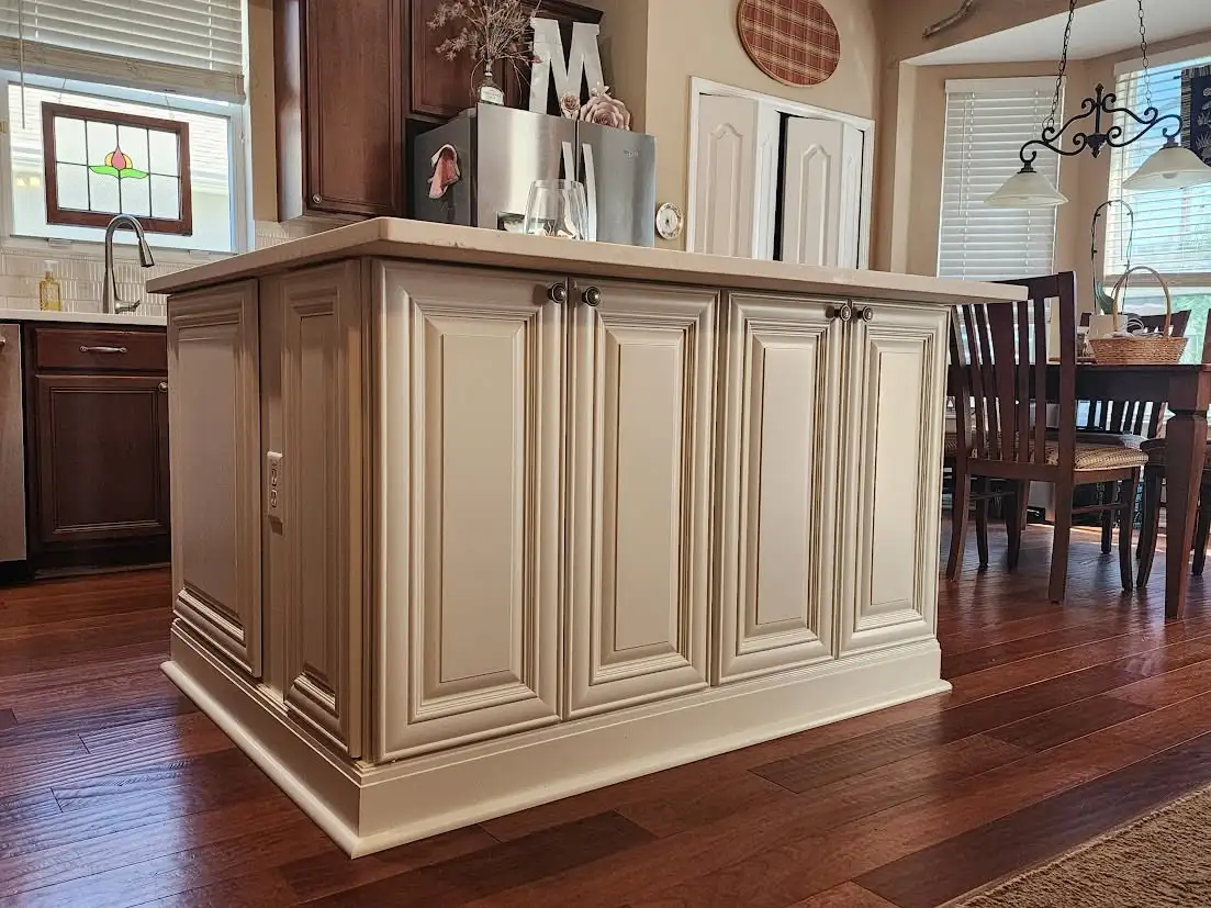 Kitchen Remodel in Spring Houston with warm wood tones